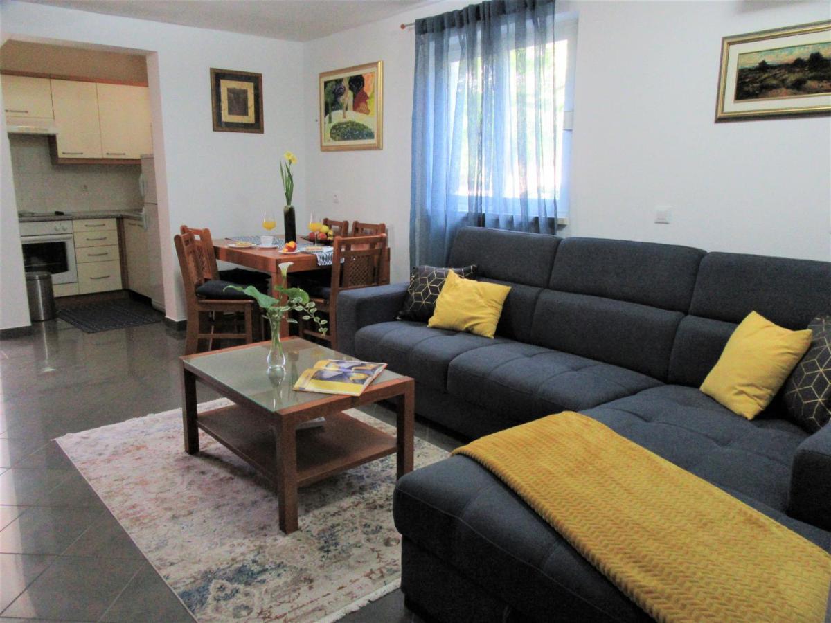 Apartment Andrea 奥瑞比克 外观 照片