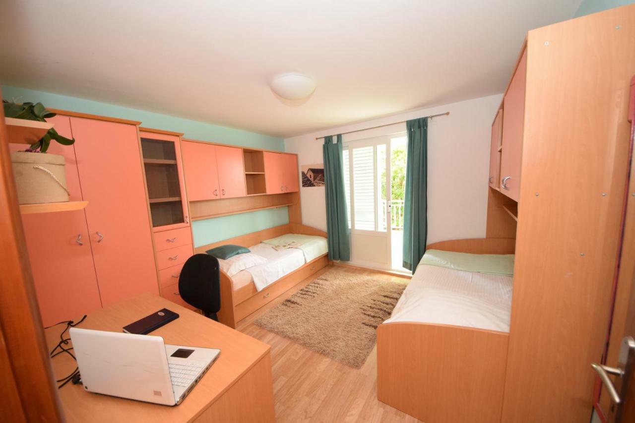 Apartment Andrea 奥瑞比克 外观 照片